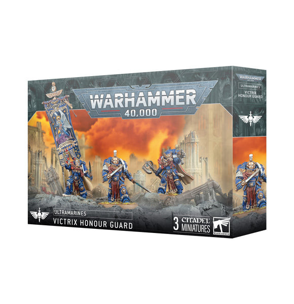 Warhammer 40,000 game box with miniatures on a white background